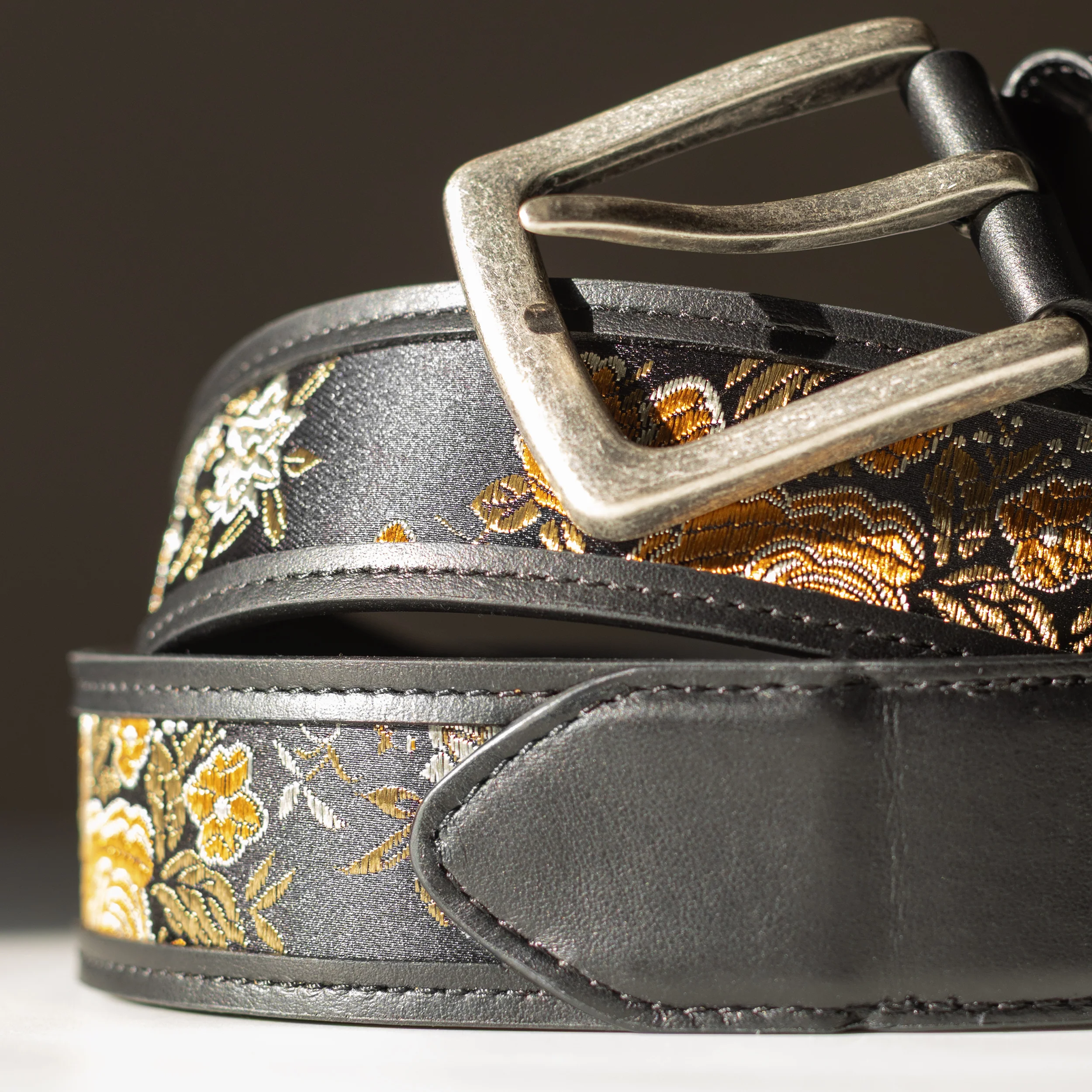 The Antonio Belt in Eden Noir - Image 3