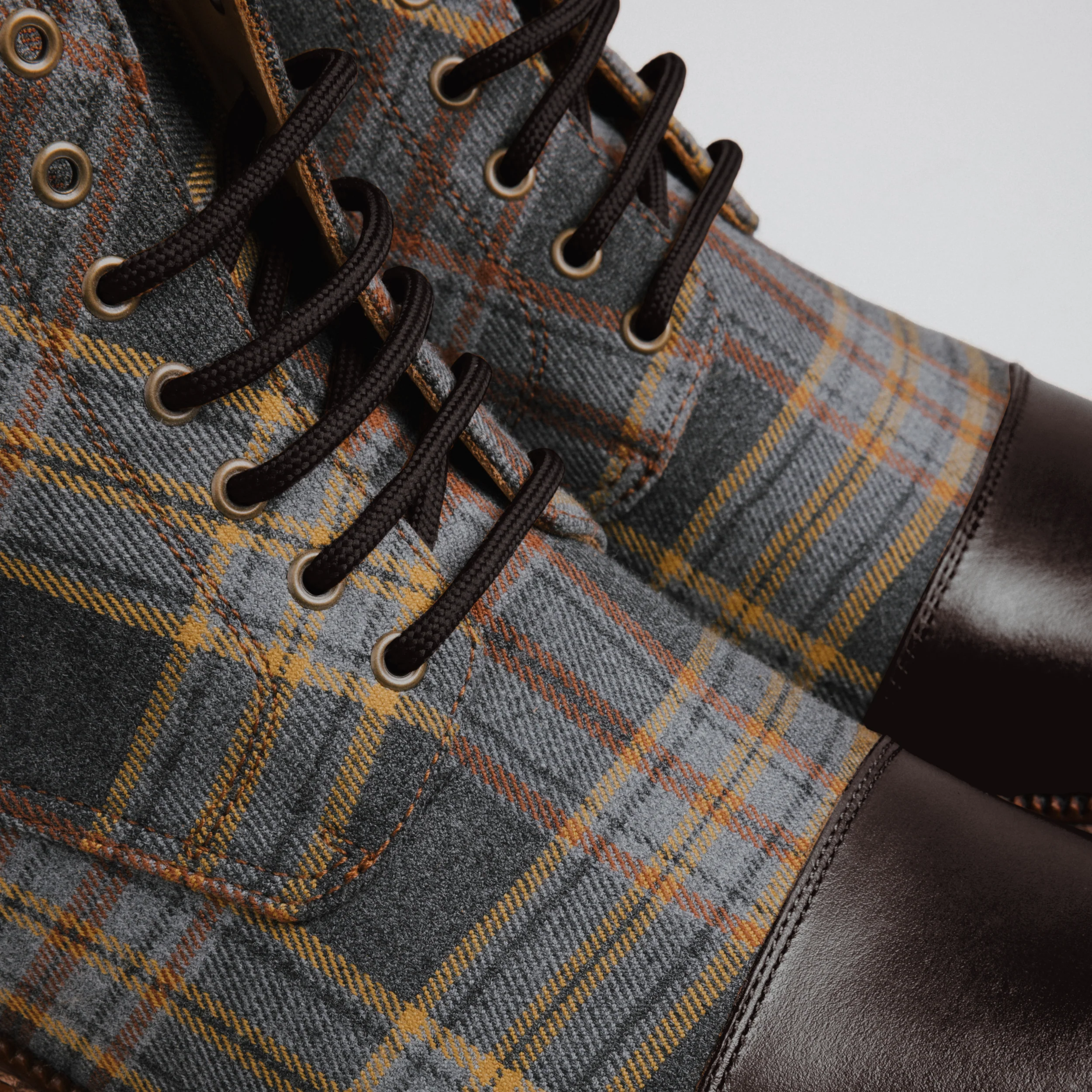 The Jack Dress Boot in Light Grey - Image 3