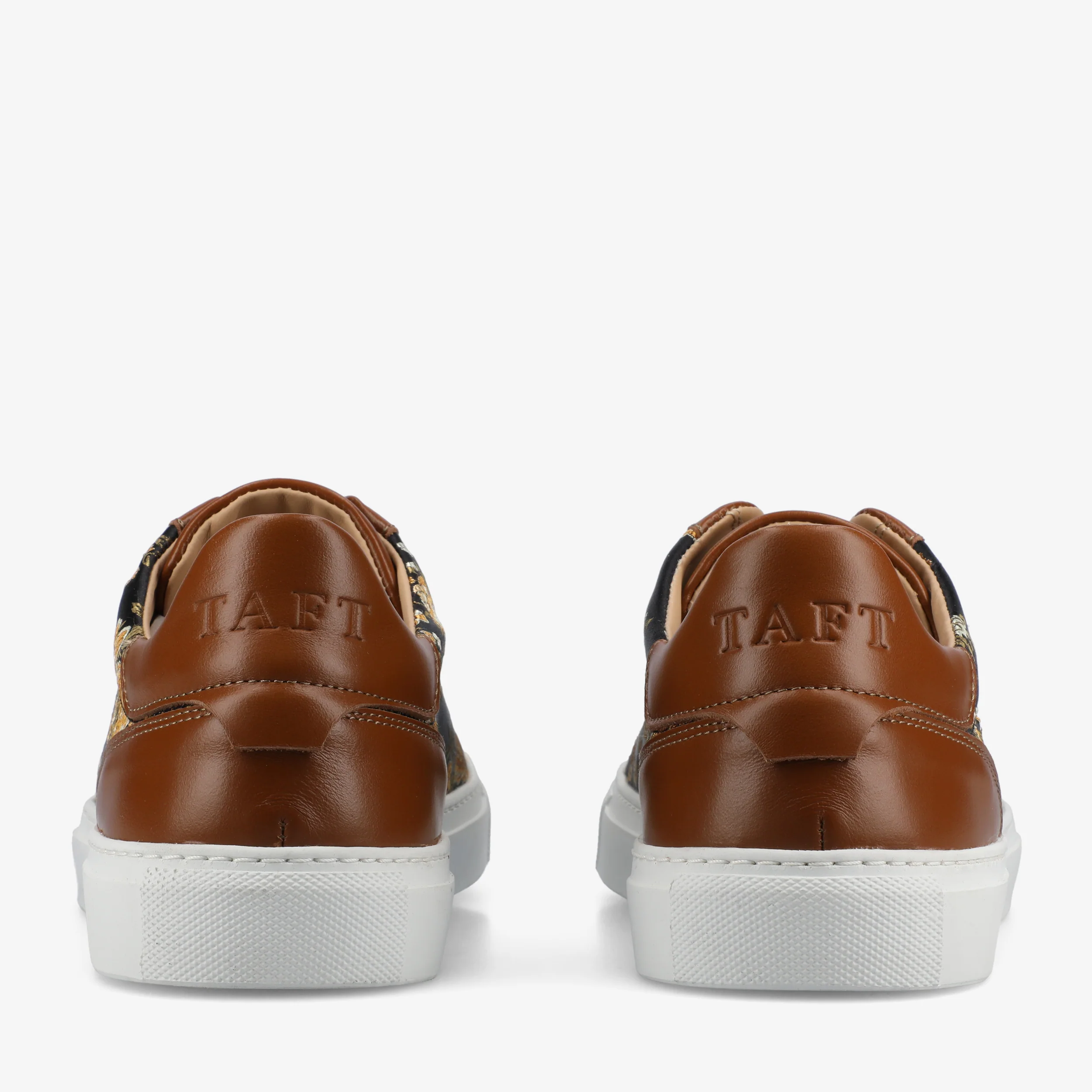 The James Sneaker in Eden Cognac - Image 7