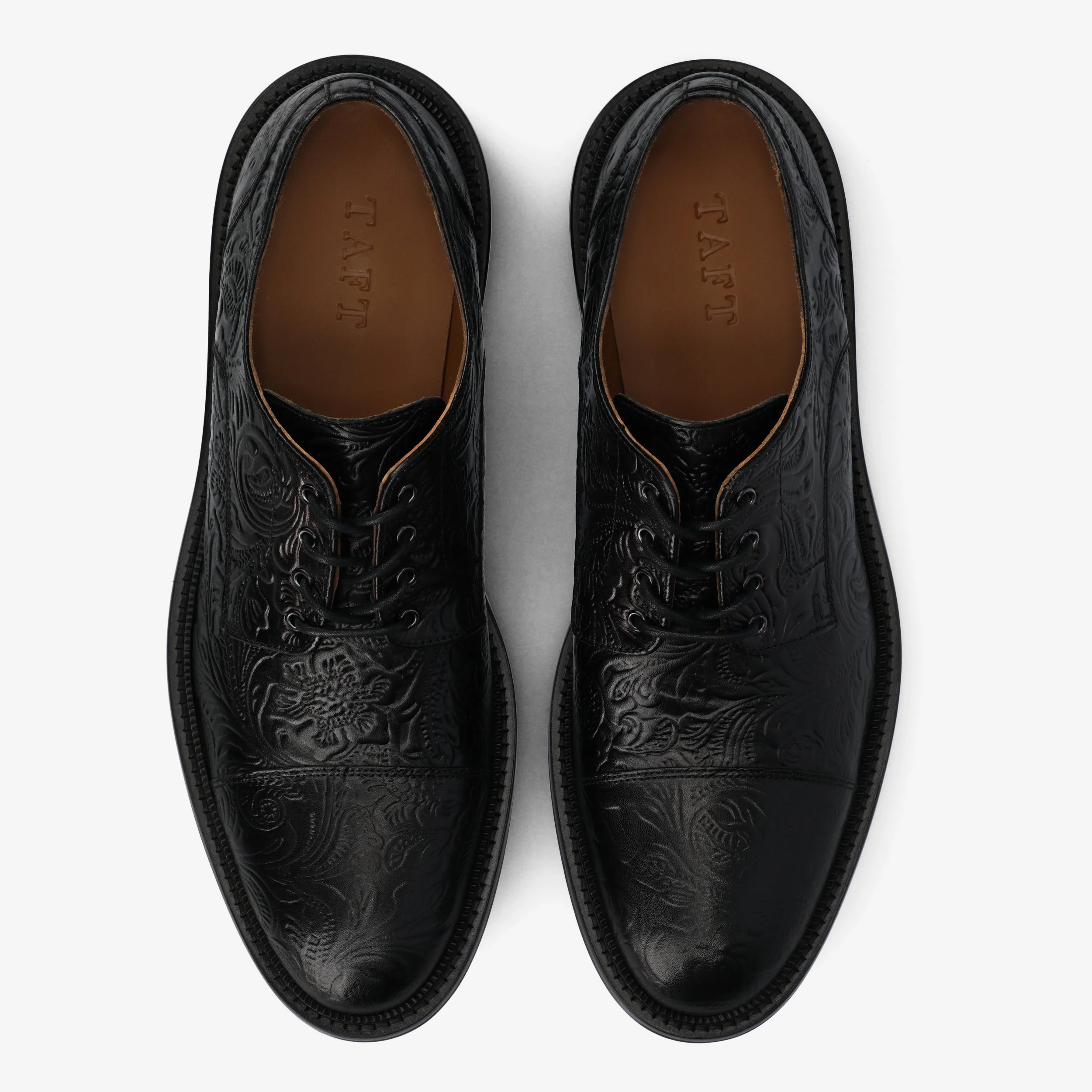 The Rome Shoe in Noir Viejo - Image 8