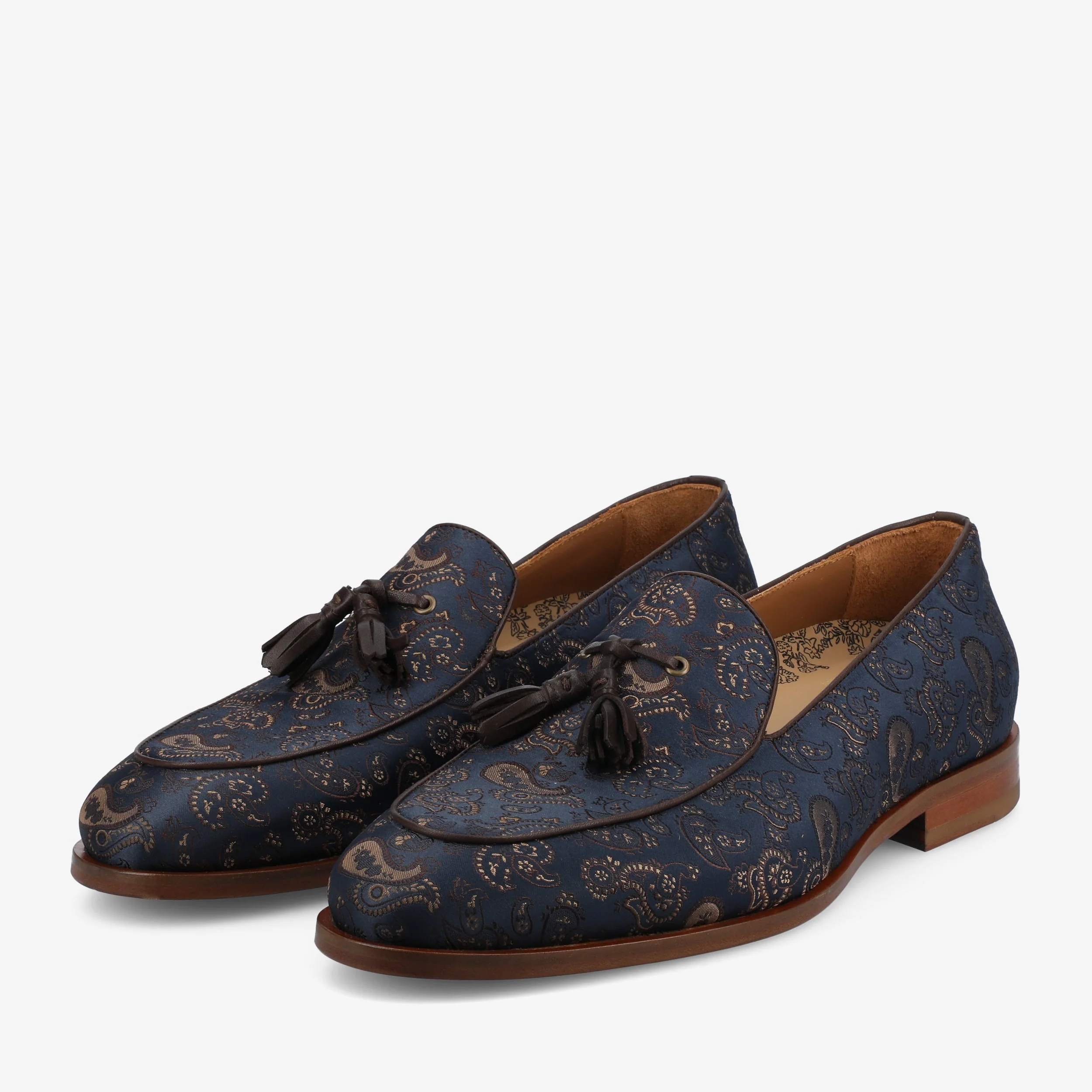 The Tommy in Brown Paisley - Image 3